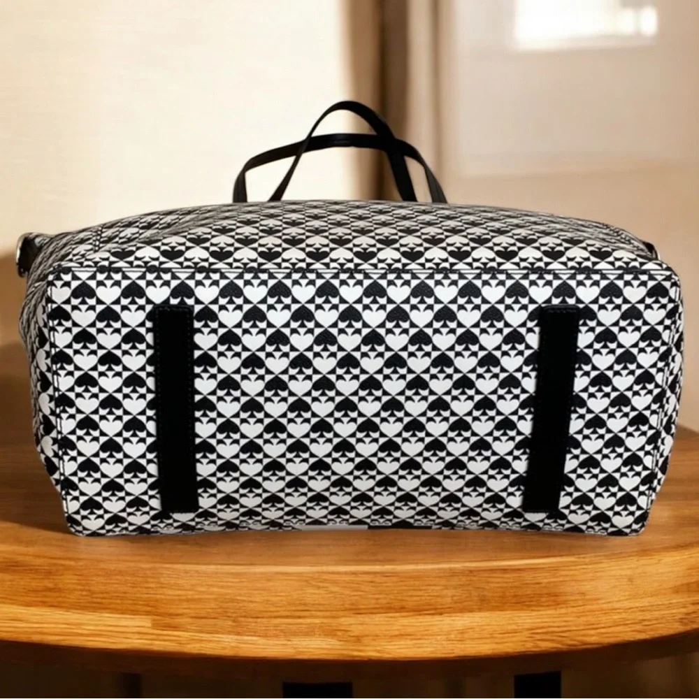 Kate Spade New York Adaira Baby Bag Penn Place Vinyl Black/White Print ♠️ - Picture 7 of 16